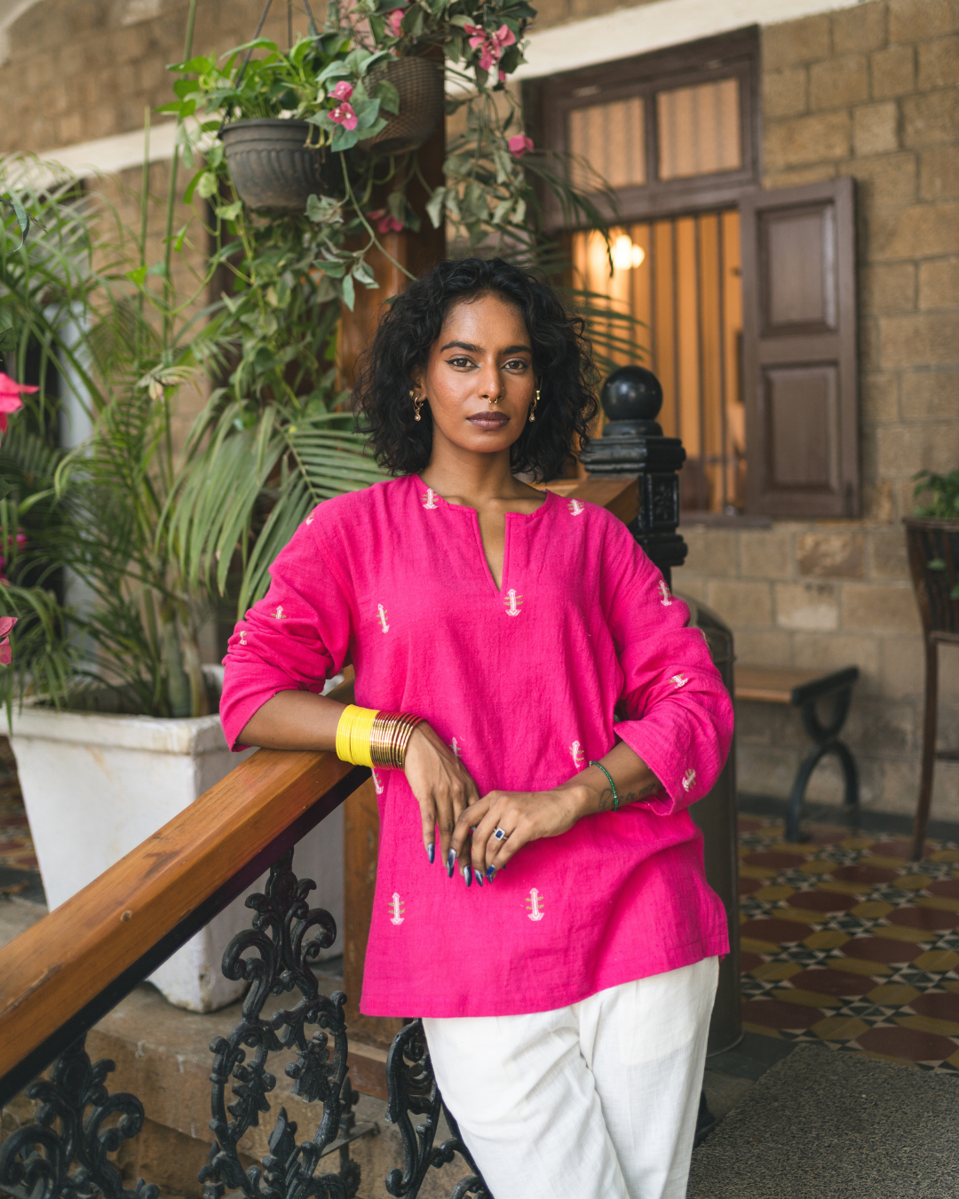 Taru Kurta