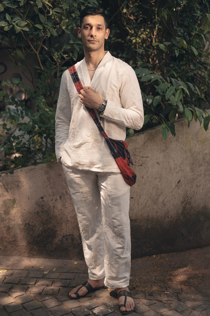 Safed Pants
