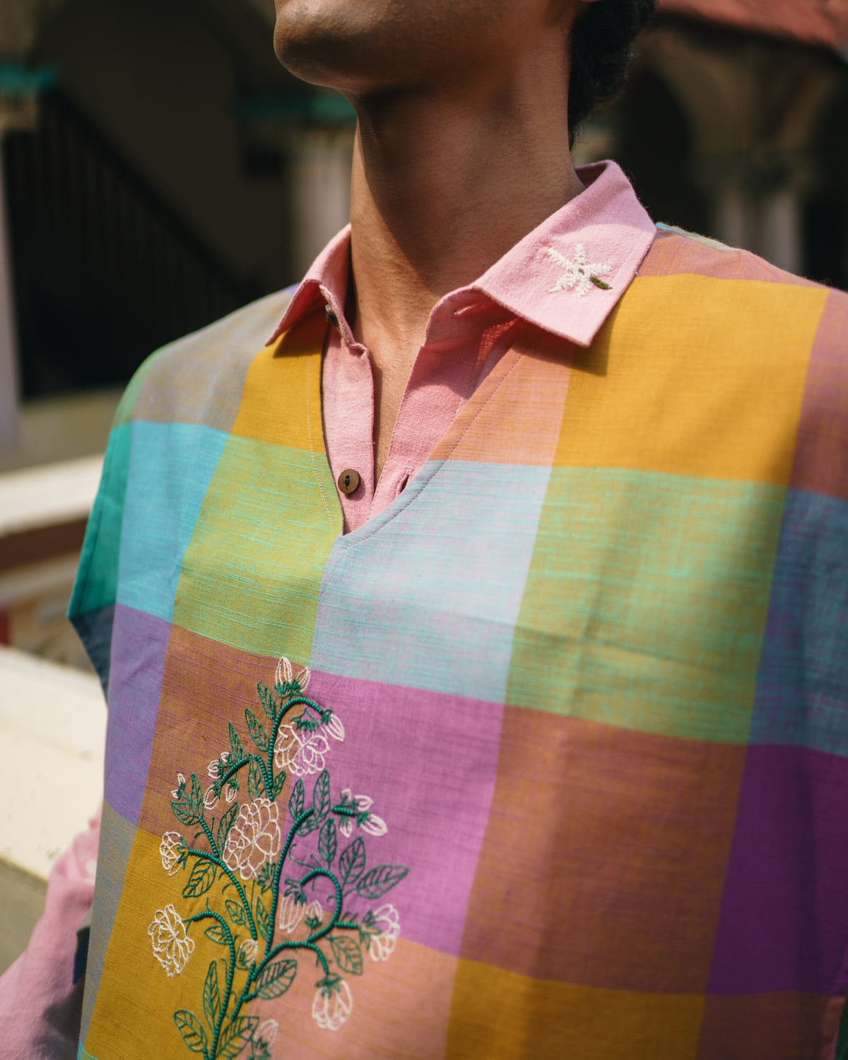 Mogra Vest